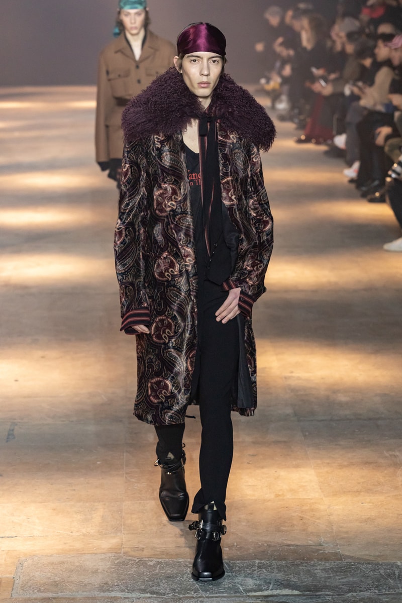 Ann Demeulemeester Fall Winter 2019 Collection FW19 runway paris clothes black green blue pants outerwear jackets coats headgear headbands accessorie