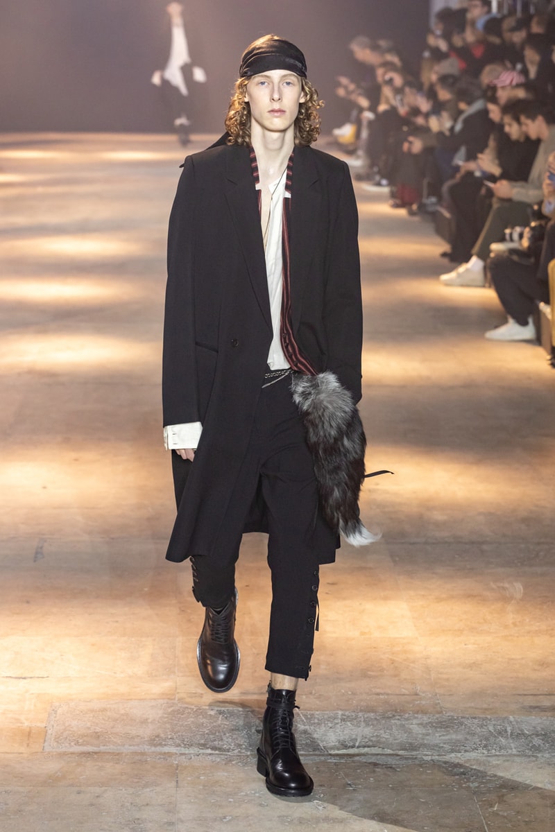 Ann Demeulemeester Fall Winter 2019 Collection FW19 runway paris clothes black green blue pants outerwear jackets coats headgear headbands accessorie