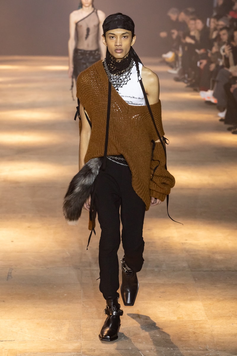 Ann Demeulemeester Fall Winter 2019 Collection FW19 runway paris clothes black green blue pants outerwear jackets coats headgear headbands accessorie