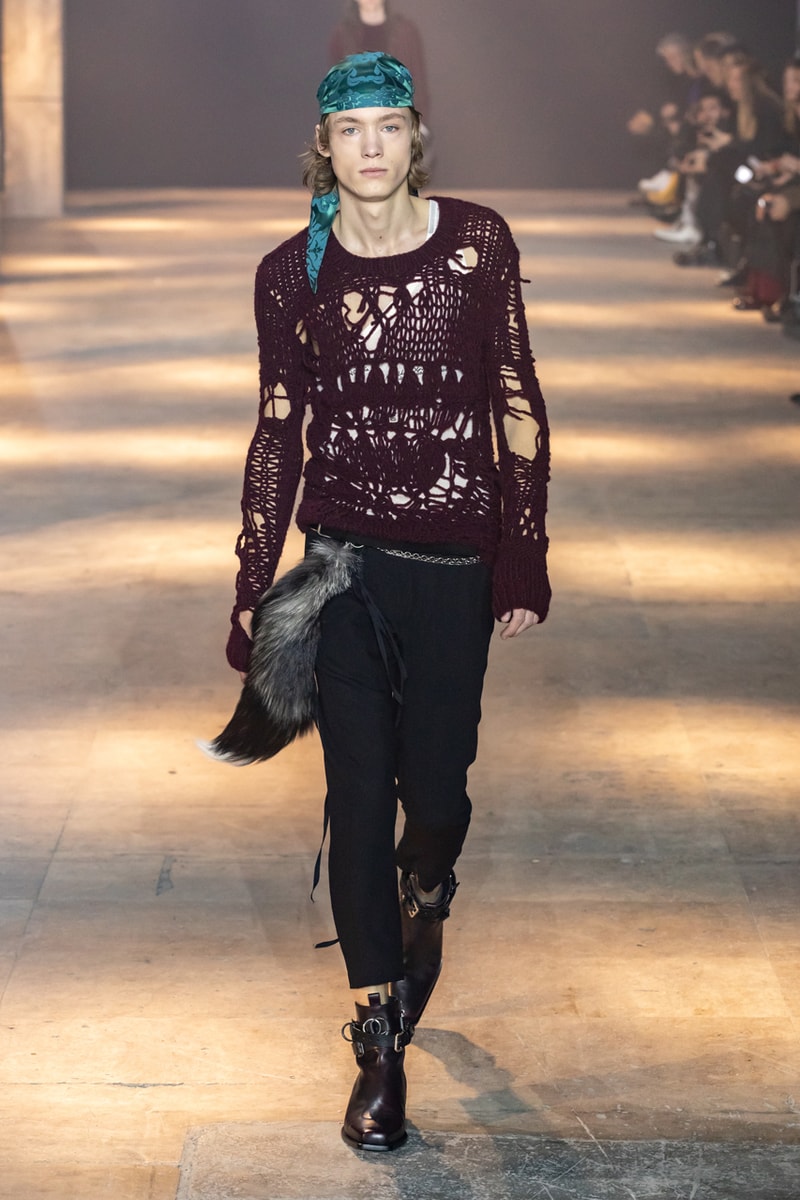 Ann Demeulemeester Fall Winter 2019 Collection FW19 runway paris clothes black green blue pants outerwear jackets coats headgear headbands accessorie