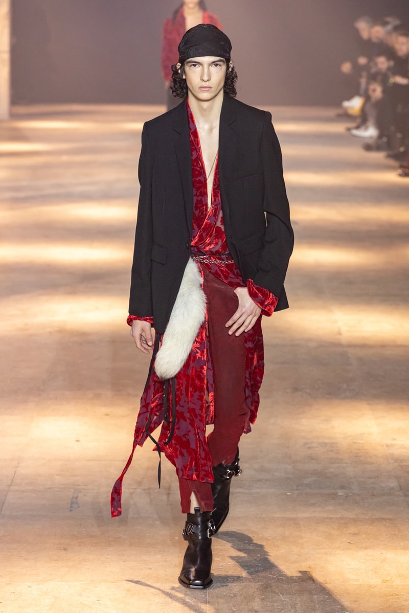 Ann Demeulemeester Fall Winter 2019 Collection FW19 runway paris clothes black green blue pants outerwear jackets coats headgear headbands accessorie