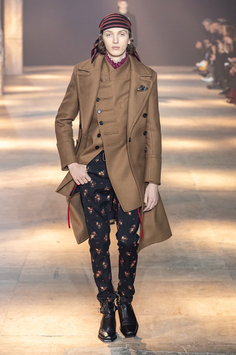 Ann Demeulemeester Fall Winter 2019 Collection FW19 runway paris clothes black green blue pants outerwear jackets coats headgear headbands accessorie