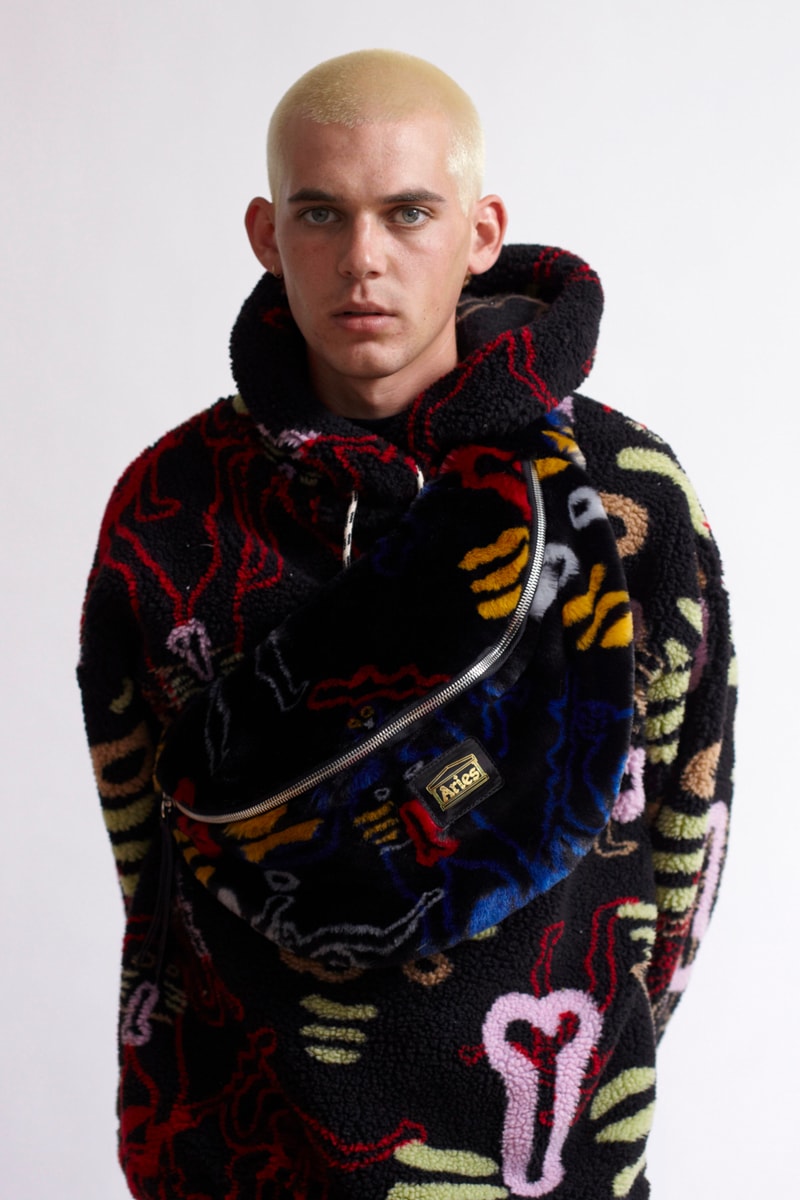 Aries Spring Summer 2019 Collection Lookbook  Mens Womens Jacket Hoodie T shirt shorts pants 