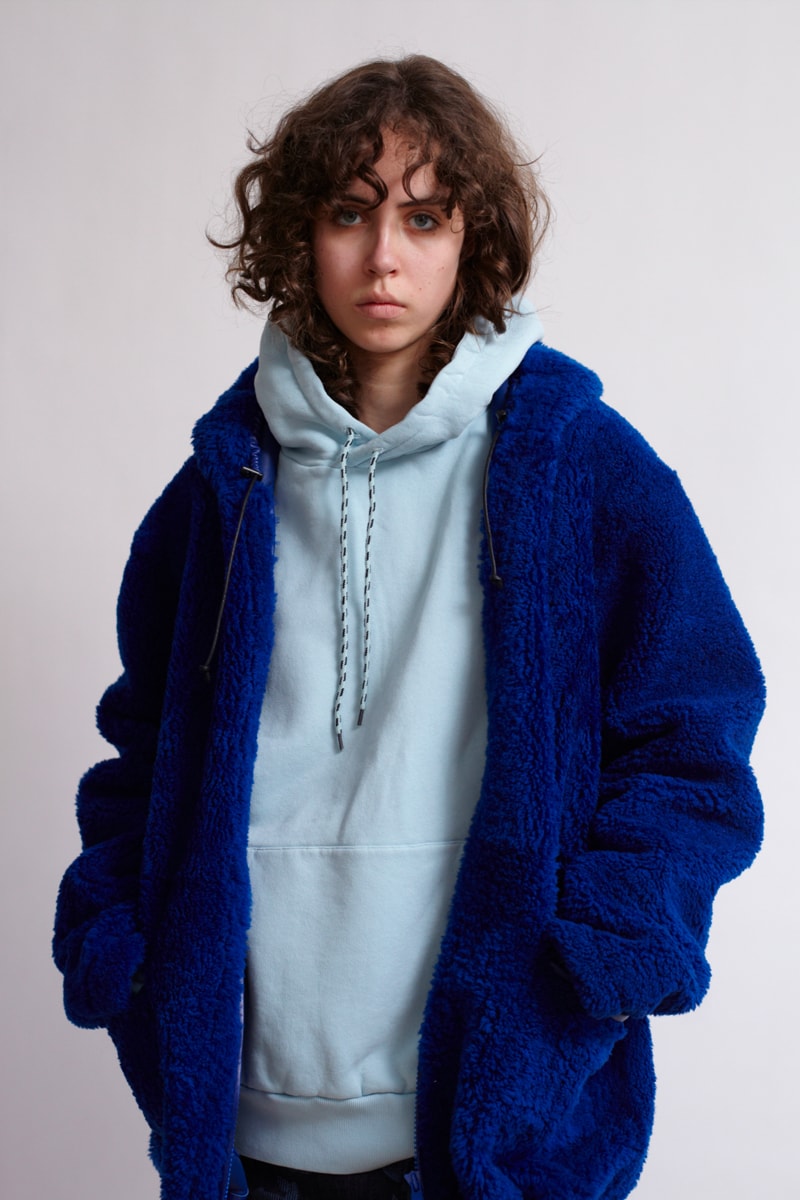 Aries Spring Summer 2019 Collection Lookbook  Mens Womens Jacket Hoodie T shirt shorts pants 