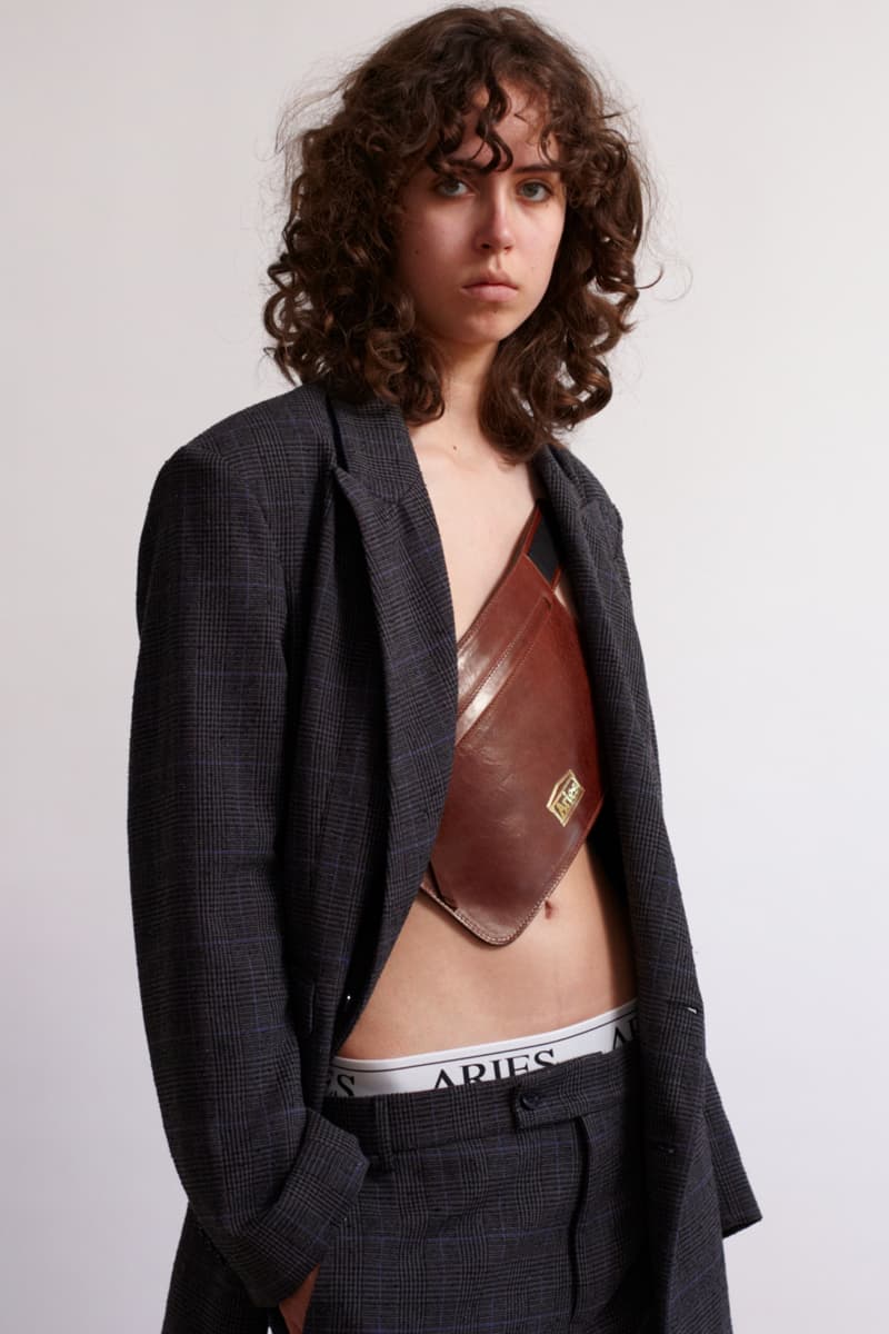 Aries Spring Summer 2019 Collection Lookbook  Mens Womens Jacket Hoodie T shirt shorts pants 