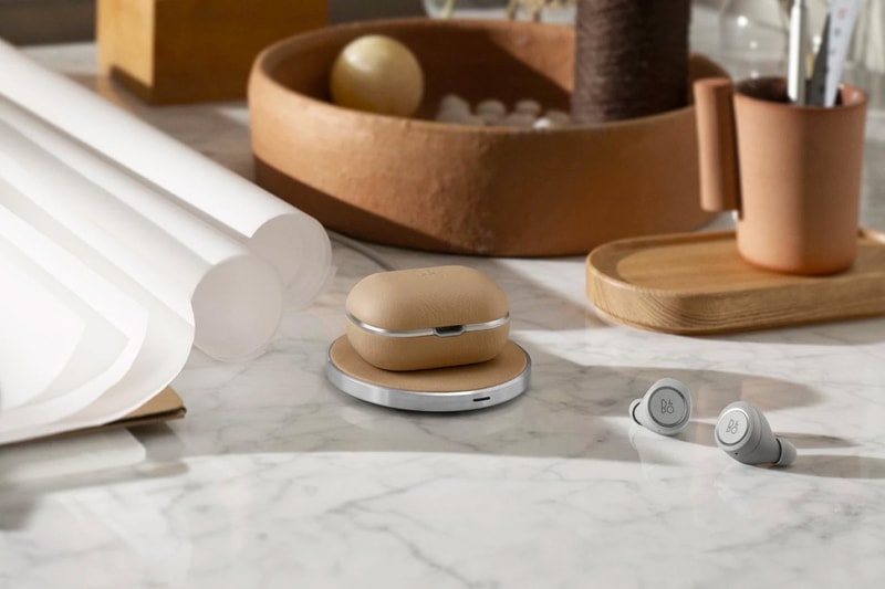 Bang & Olufsen Beoplay e8 2.0 earphones wireless charging denmark design danish headphones bluetooth