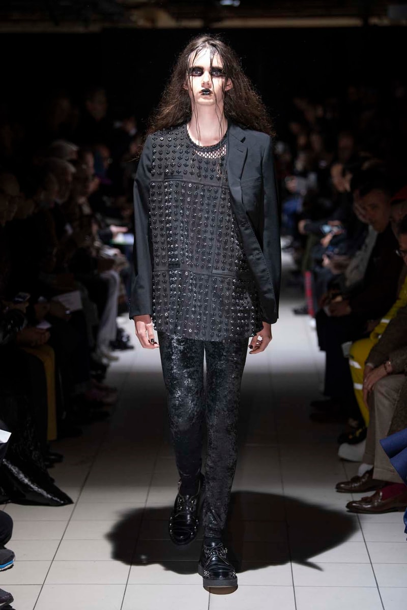COMME des GARÇONS HOMME Plus fall winter 2019 Runway Show collection paris fashion week mens rei kawakubo nike collaboration george cox creeper jordan brand dunk