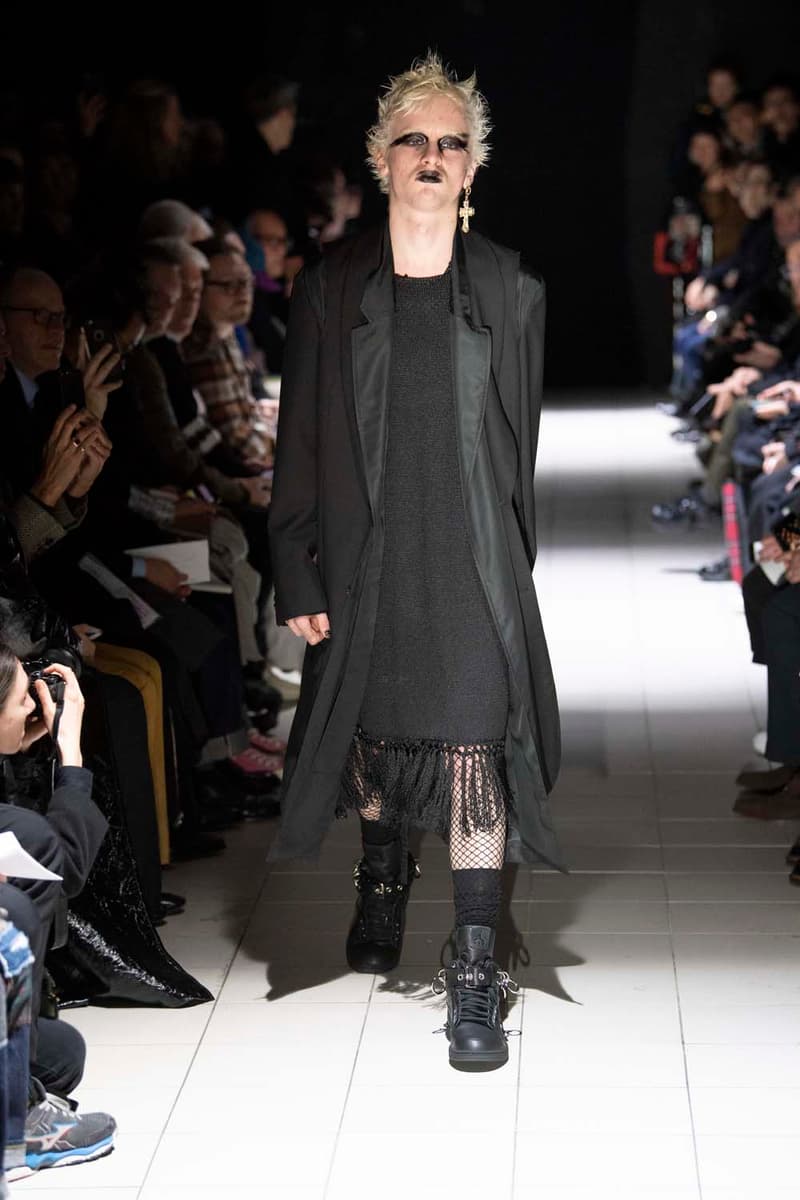 COMME des GARÇONS HOMME Plus fall winter 2019 Runway Show collection paris fashion week mens rei kawakubo nike collaboration george cox creeper jordan brand dunk