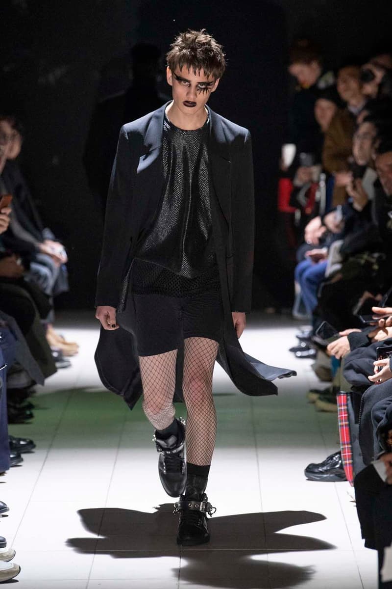 COMME des GARÇONS HOMME Plus fall winter 2019 Runway Show collection paris fashion week mens rei kawakubo nike collaboration george cox creeper jordan brand dunk