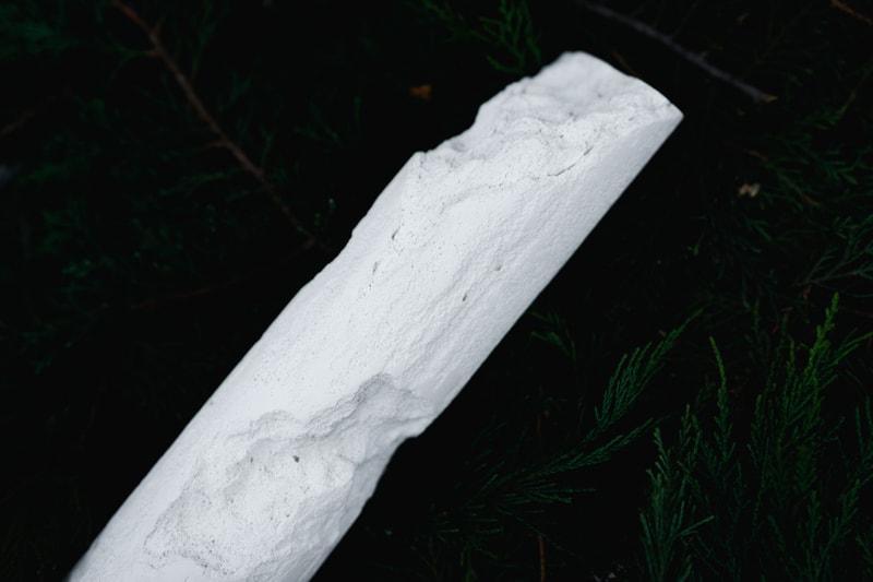 snark park totem sculpture daniel arsham kith soho ronnie fieg