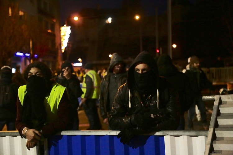 Dior Rescheduled Its Men's Show Due to the French "Yellow Vest" Protests