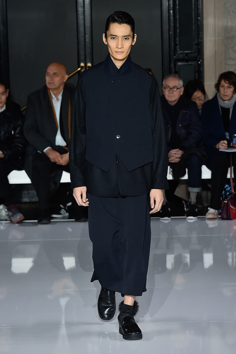 Fumito Ganryu Fall/Winter 2019 Paris Presentation