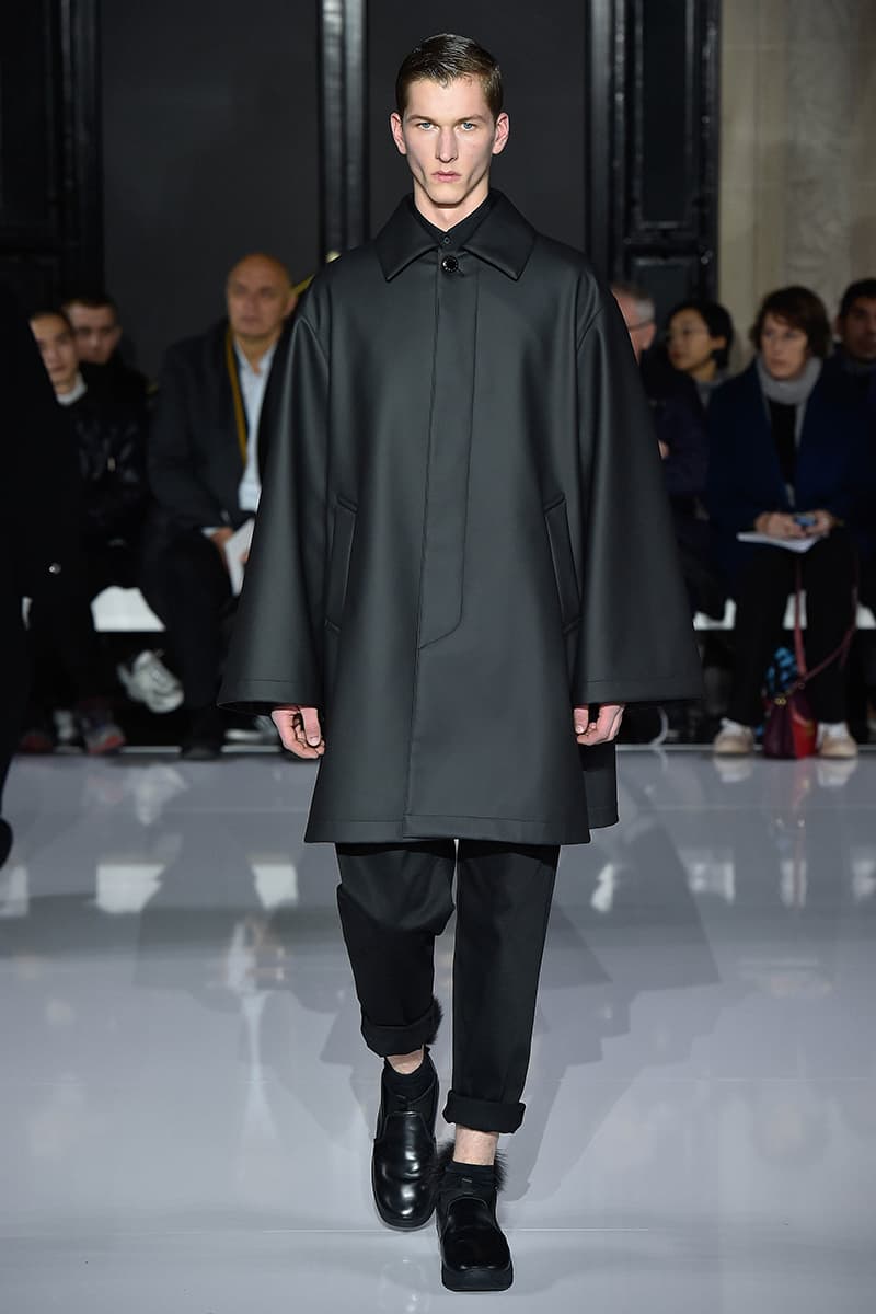 Fumito Ganryu Fall/Winter 2019 Paris Presentation