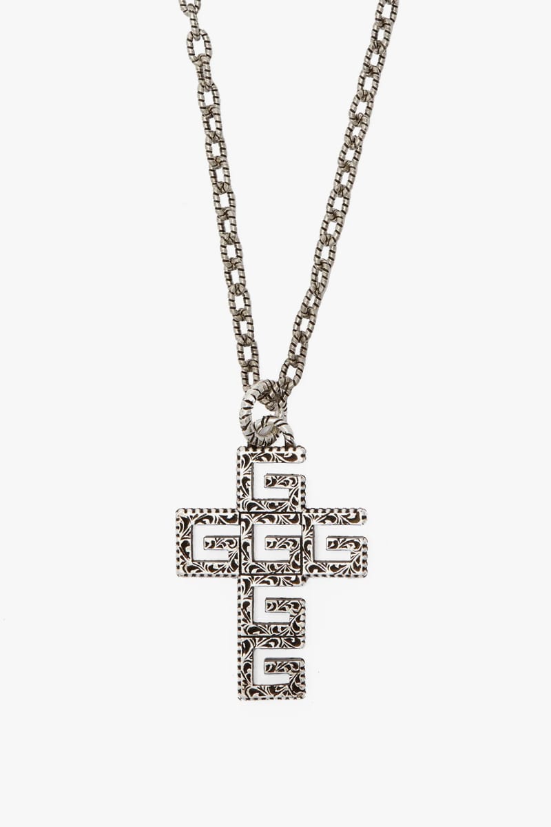 gucci necklace with square g cross in silver