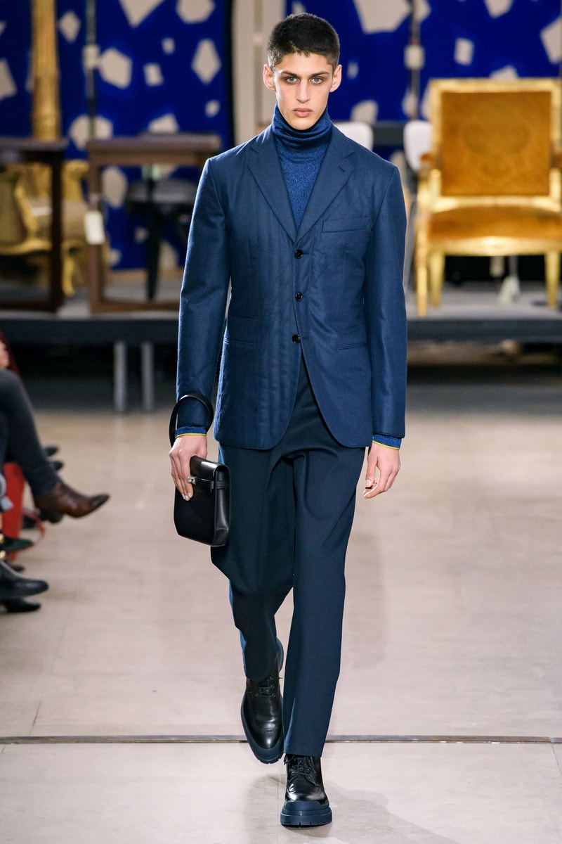 hermes fw19 fall winter 2018 mens menswear collection runway paris fashion week january clothes coats outerwear shirts pants jackets leather blue brown grey gray black orange brown info details