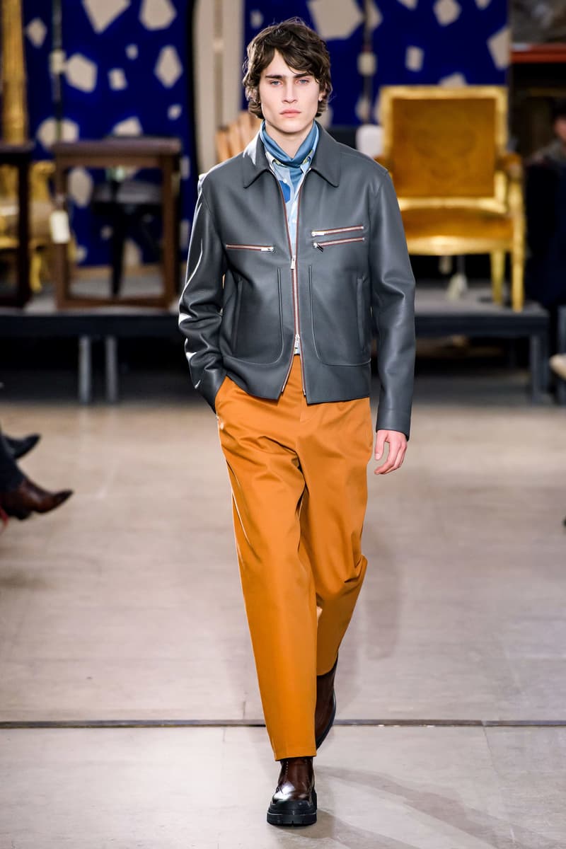 hermes fw19 fall winter 2018 mens menswear collection runway paris fashion week january clothes coats outerwear shirts pants jackets leather blue brown grey gray black orange brown info details