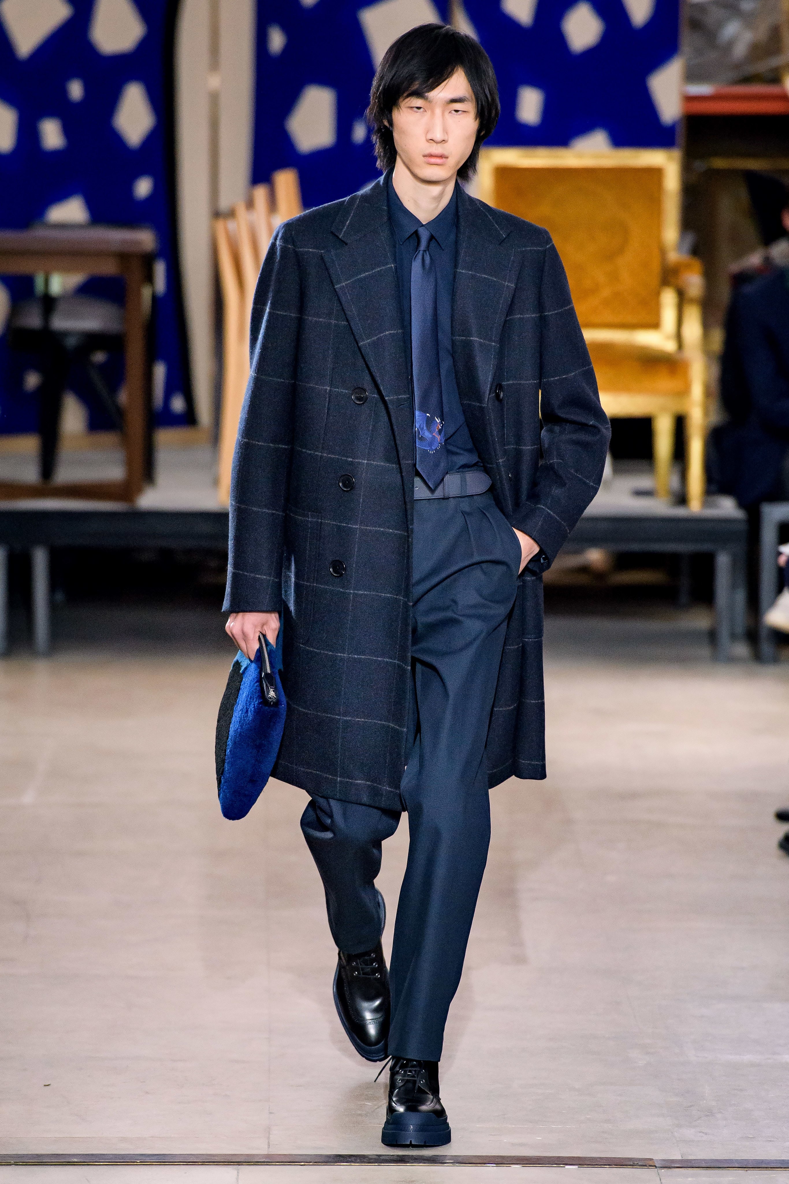hermes fw19 fall winter 2018 mens menswear collection runway paris fashion week january clothes coats outerwear shirts pants jackets leather blue brown grey gray black orange brown info details