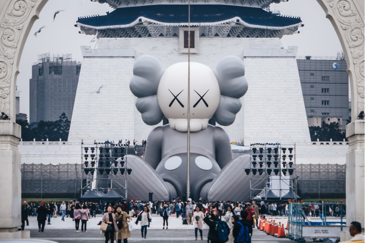 KAWS Kicks Off the Opening of 'KAWS:HOLIDAY' in Taipei