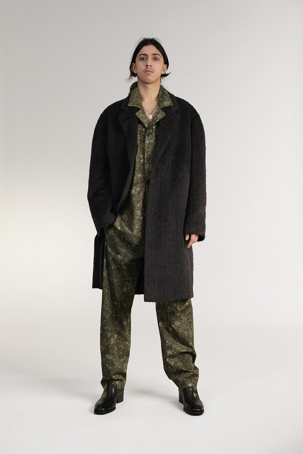 Lemaire FW19 Collection Lookbook Info fashion french france paris fall winter lookbooks paris fashion week coats jackets 