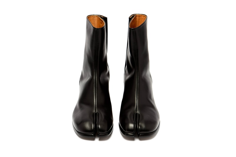 Maison Margiela Spring Summer 2019 Tabi Shoes footwear sneakers leather loafers printed canvas trainers split toe low top high top coated suede info release Date Boots