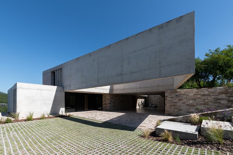 mq2 House bp arquitectura Argentina Mendiolaza Homes Houses Architecture Modern Exterior Interior Sleek Design Brutalist Concrete Inspiration Ideas