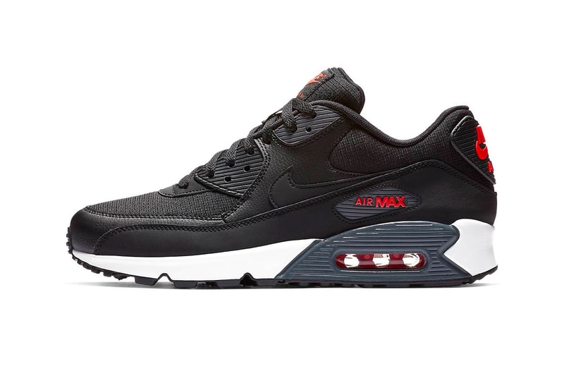 Nike Air Max 90 "Hot Habanero" Release swoosh black red white