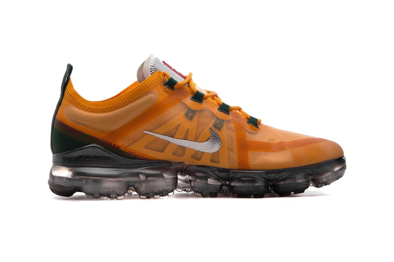 nike air vapormax 2019 canyon gold metallic silver terra orange footwear nike running