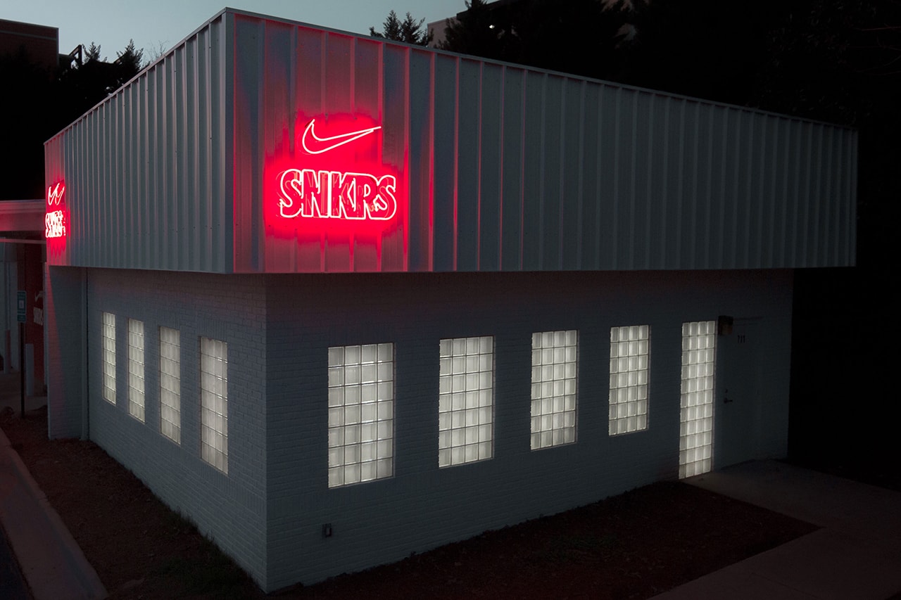 Nike's SNKRS App Atlanta Pop-Up Drops Virgil Abloh x The Ten Selection Air Force 1s Exclusive Apparel The Ten Content Studio Super Bowl LIII