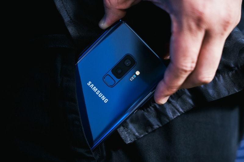 Samsung 1TB Terabyte Storage Chips Galaxy S10 Unpacked Event 1000GB eUFS Embedded Universal Flash Storage