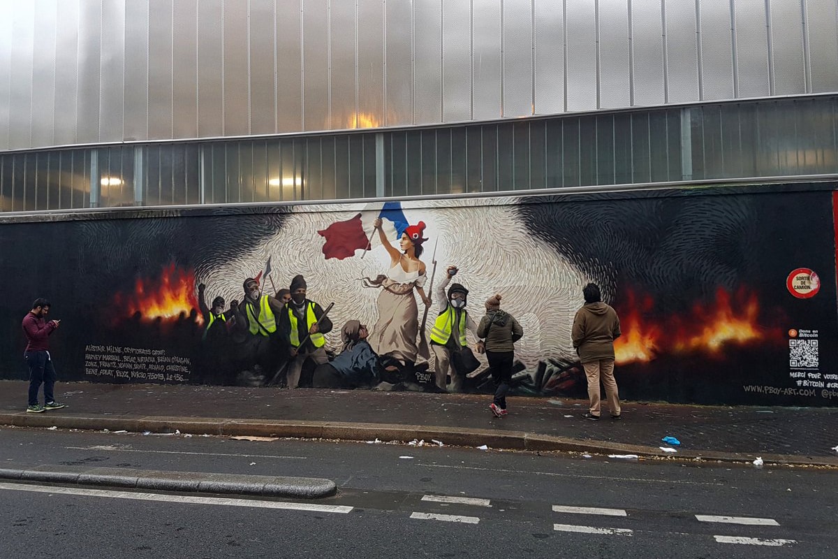 Parisian Mural Embedded With 1000 of Bitcoin street art mural french artist pascal boyart 0.26btc antoine giver puzzle Mural