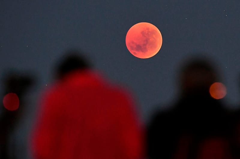 How to Stream the Super Blood Wolf Moon This Weekend