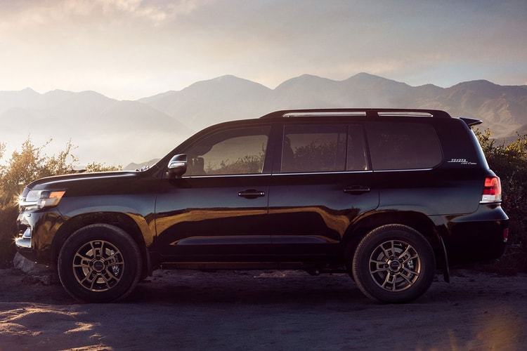 Toyota Introduces Off-Road-Ready 2020 Land Cruiser Heritage Edition