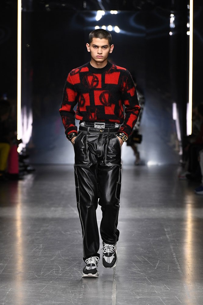 Versace Fall Winter 2019 Milan Runway Collection fashion week menswear donatella ford