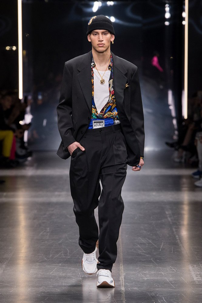 Versace Fall Winter 2019 Milan Runway Collection fashion week menswear donatella ford