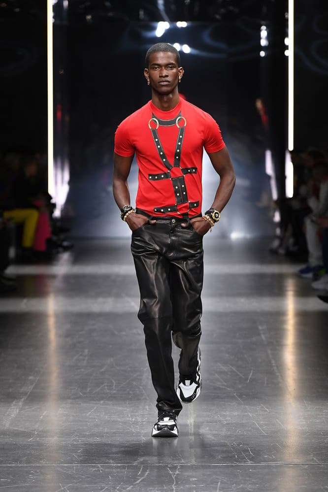 Versace Fall Winter 2019 Milan Runway Collection fashion week menswear donatella ford