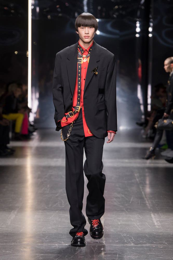 Versace Fall Winter 2019 Milan Runway Collection fashion week menswear donatella ford