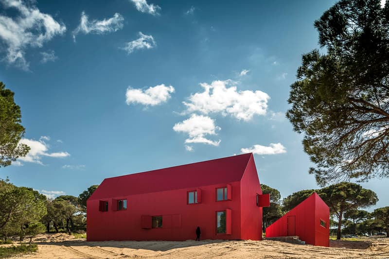 3000 House Luís Rebelo de Andrade Architecture Portugal Red House Herdade da Considerada Alcácer do Sal Architecture