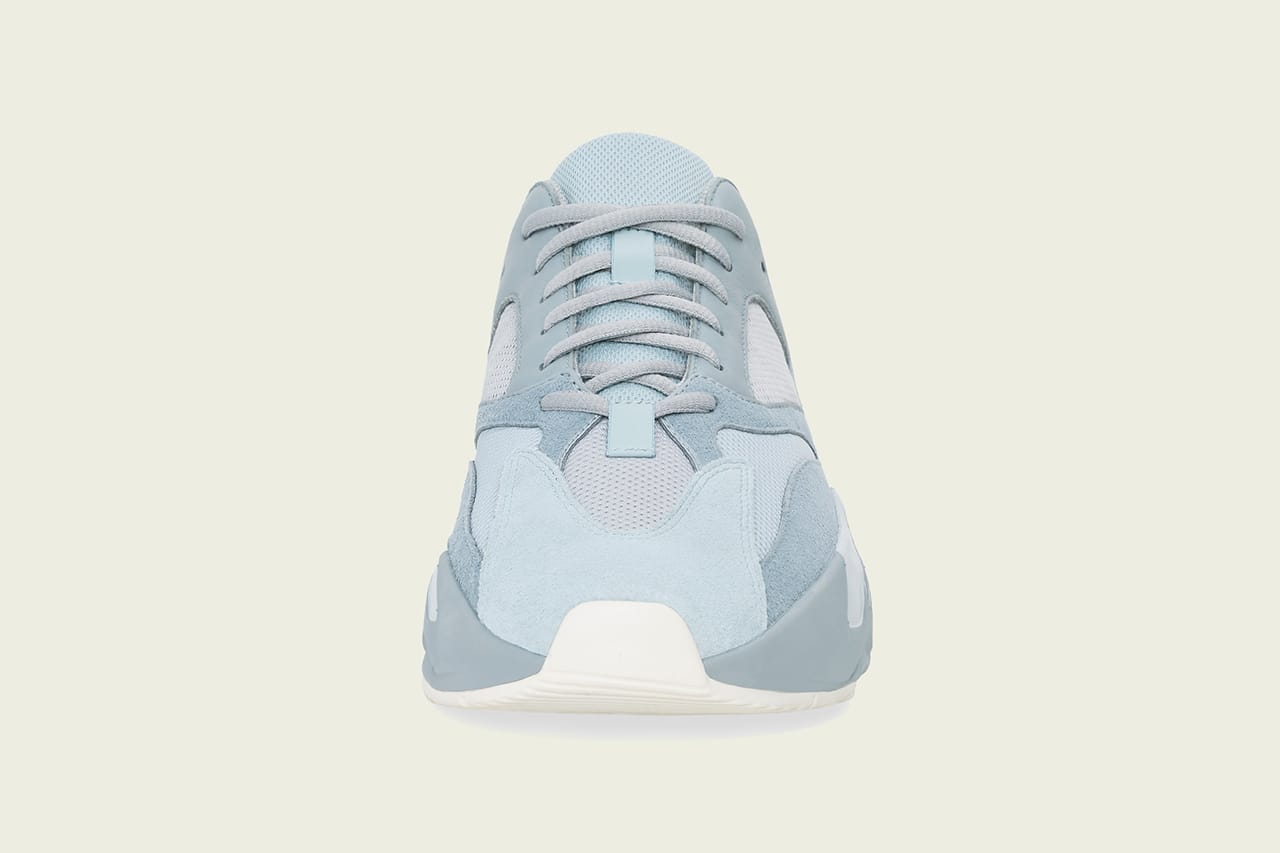 adidas Yeezy Boost 700 trainers - Blue