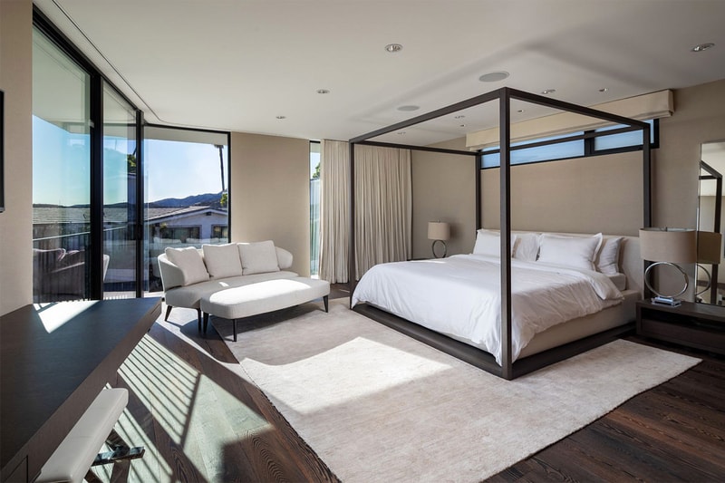 Elon Musk Is Selling His Brentwood Home Hilton & Hyland 4.5 million USD spacex tesla Los Angeles Pacific Ocean views house listing price california 