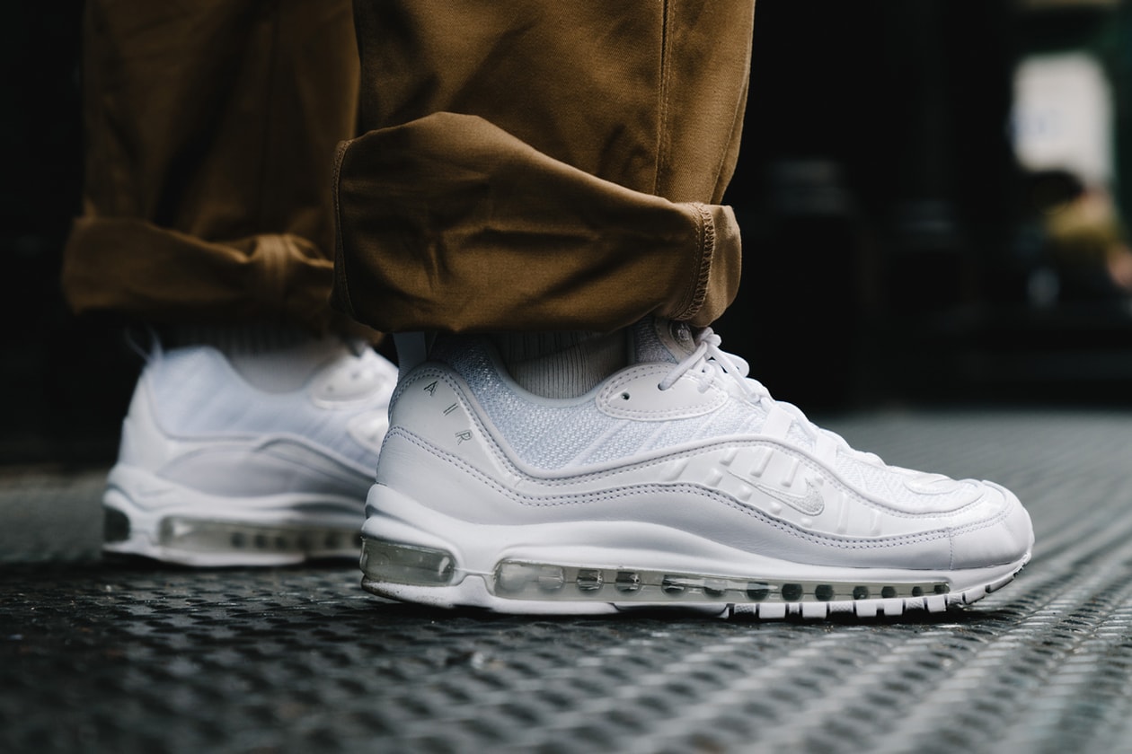 Streetsnaps: Terry Zhu, DOE Shanghai Co-Founder style fashion interview china junya watanabe nike air max 98 triple white colorway on foot outfit