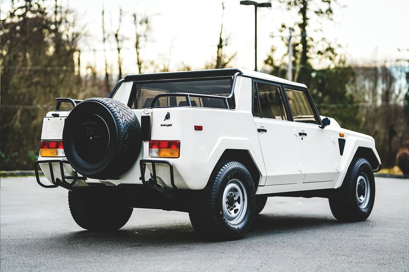 Lamborghini LM002 RM Sotheby's Auction Amelia Island Florida Italian 