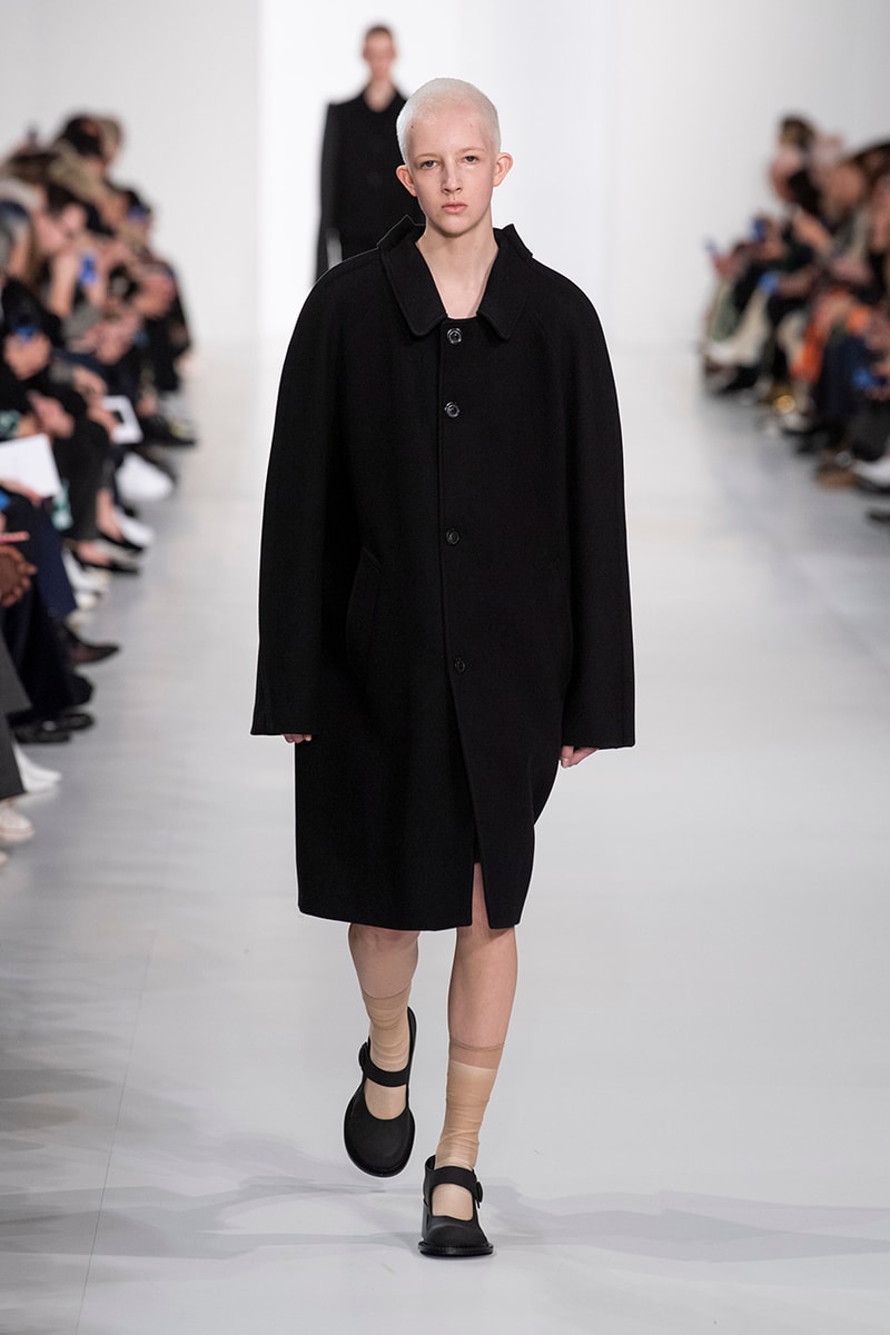 Maison Margiela Fall Winter 2019 Paris Fashion Week Show John Galliano Collection Details Deconstructed First Look Catwalk Runway