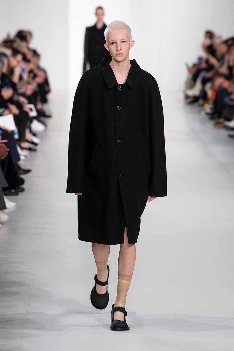 Maison Margiela Fall Winter 2019 Paris Fashion Week Show John Galliano Collection Details Deconstructed First Look Catwalk Runway