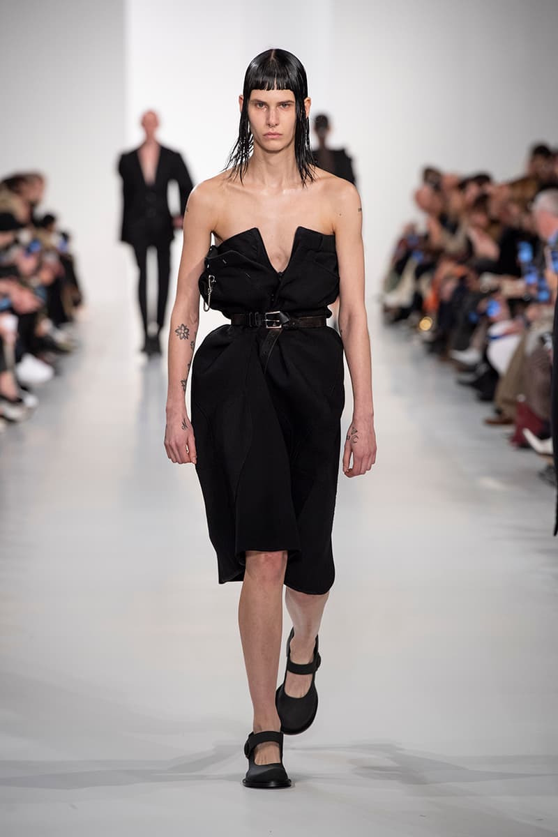 Maison Margiela Fall Winter 2019 Paris Fashion Week Show John Galliano Collection Details Deconstructed First Look Catwalk Runway