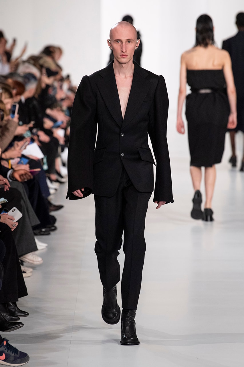 Maison Margiela Fall Winter 2019 Paris Fashion Week Show John Galliano Collection Details Deconstructed First Look Catwalk Runway