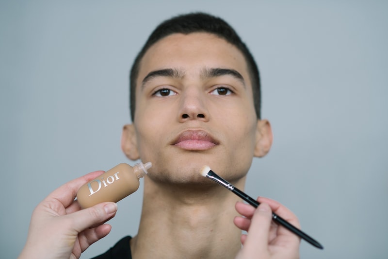 makeup make up mens womens beauty cosmetics fenty rihanna hims milk christian dior chanel daniel kaluuya ezra miller luka sabbat david beckham amber amos tynan sinks andrew dudum hers