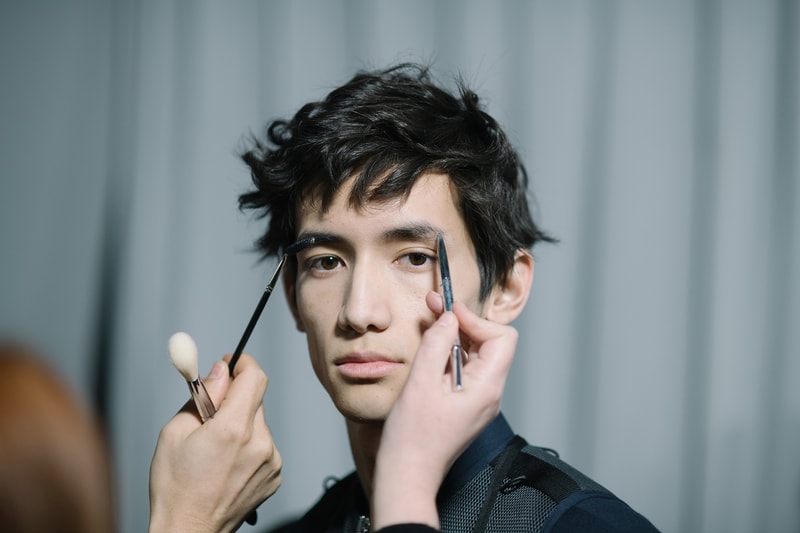 makeup make up mens womens beauty cosmetics fenty rihanna hims milk christian dior chanel daniel kaluuya ezra miller luka sabbat david beckham amber amos tynan sinks andrew dudum hers
