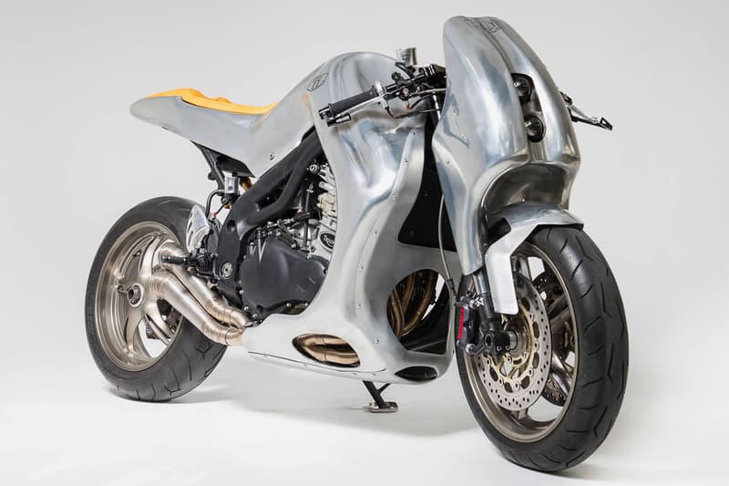 Metalbike Triumph Speed Triple My 2000 Motorcycle bikes Italian racing metal bespoke speed modification superbike garage