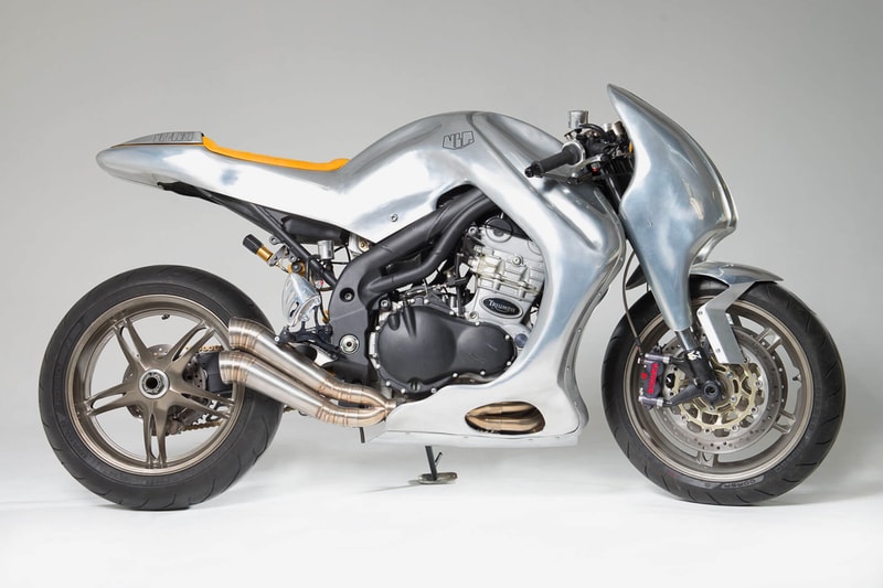 Metalbike Triumph Speed Triple My 2000 Motorcycle bikes Italian racing metal bespoke speed modification superbike garage 