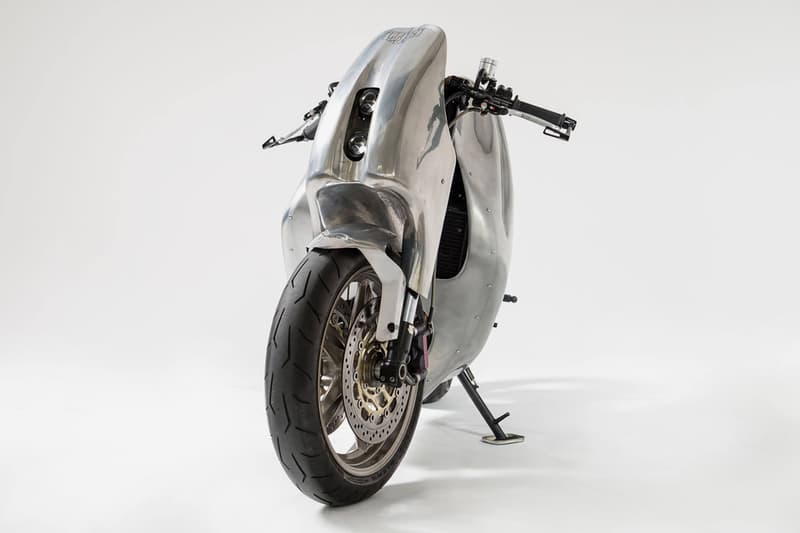 Metalbike Triumph Speed Triple My 2000 Motorcycle bikes Italian racing metal bespoke speed modification superbike garage
